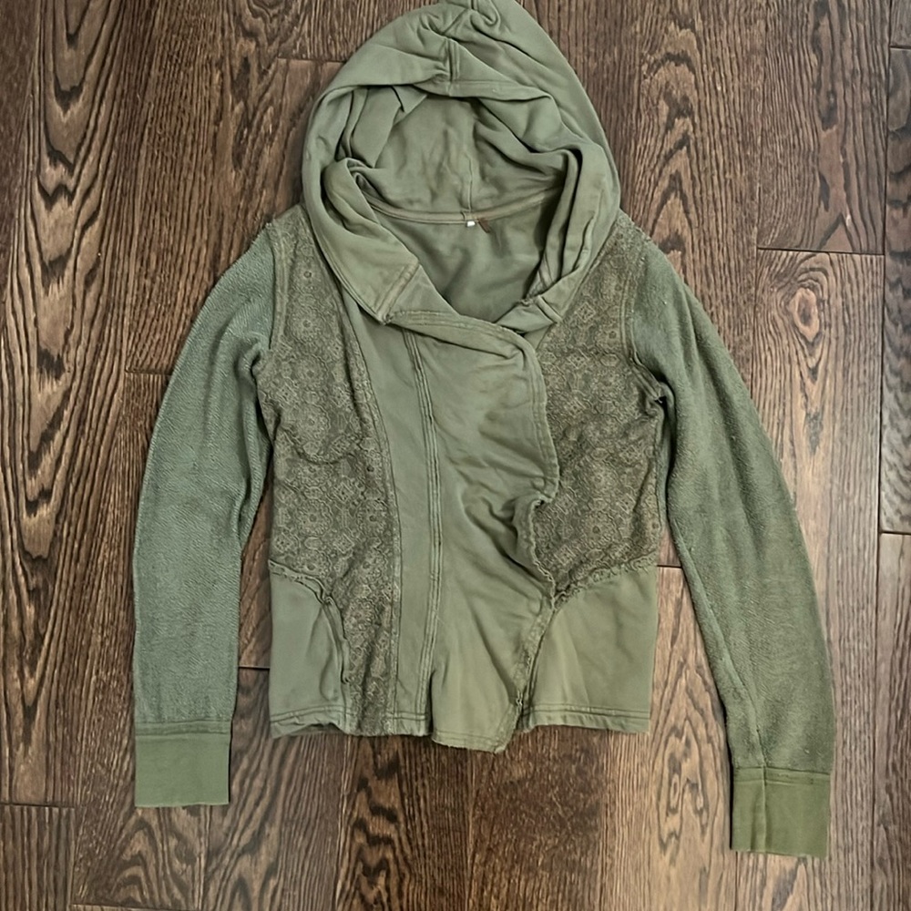 Free People detailed hoodie.